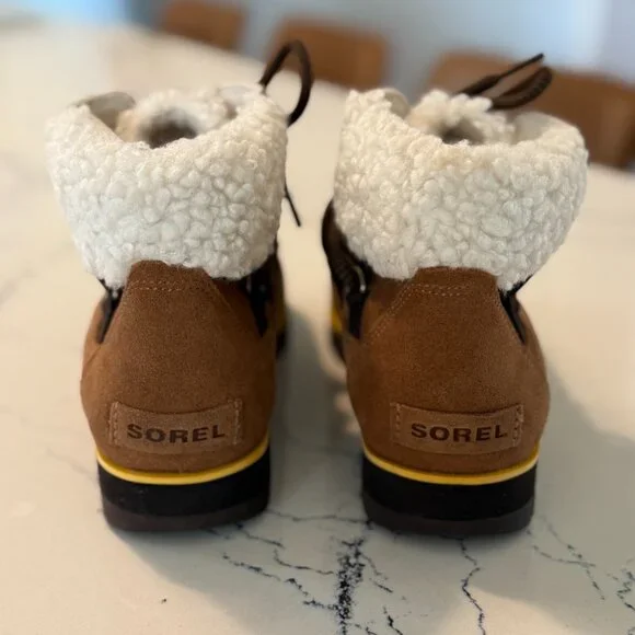 SOREL Women's Waterproof Boot | NL4345-242 | Size 8.5 | Brown w/Cream Shearling - Picture 4 of 7